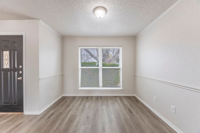 2201 Rockbluff Drive, Rowlett, TX 75088