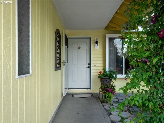21194 Sw PAMELA Ct, Beaverton, OR 97003