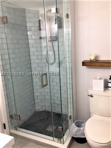 5701 Collins Ave 808, Miami Beach, FL 33140