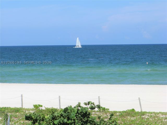 5701 Collins Ave 808, Miami Beach, FL 33140