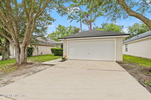 2991 CENTERWOOD Drive, Jacksonville, FL 32218