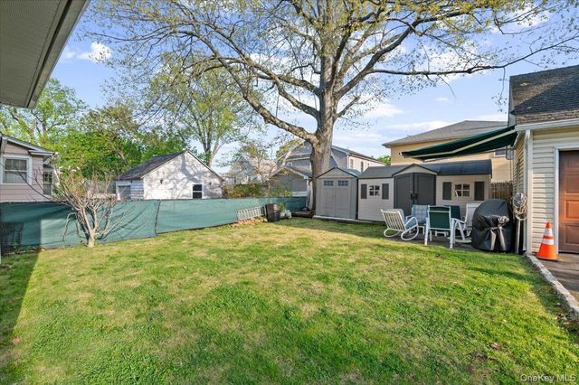 78 Beechwood Avenue, Port Washington, NY 11050