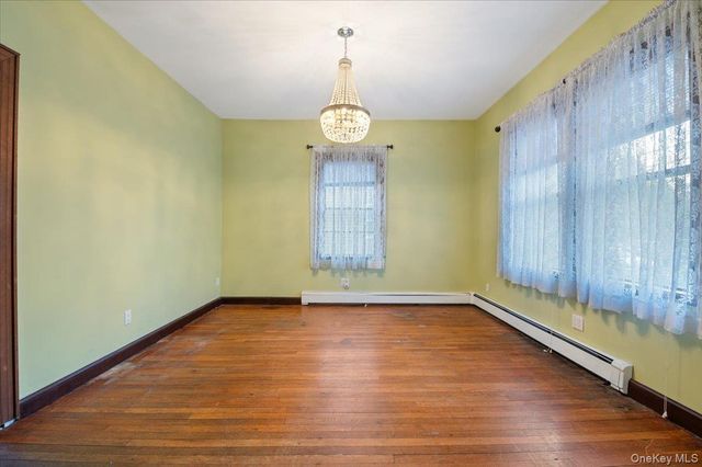 78 Beechwood Avenue, Port Washington, NY 11050