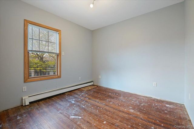 78 Beechwood Avenue, Port Washington, NY 11050