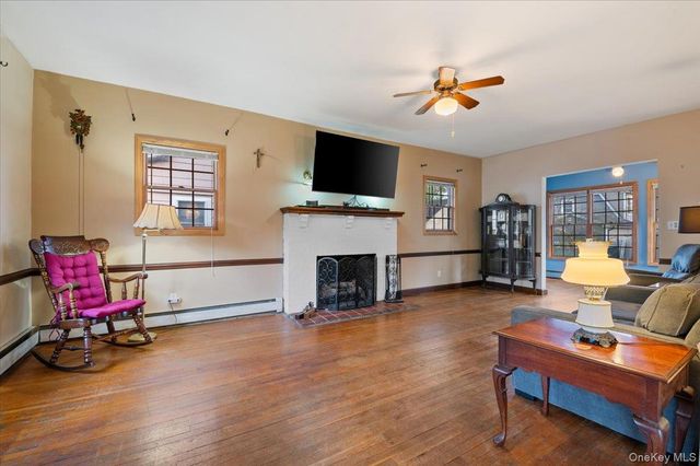 78 Beechwood Avenue, Port Washington, NY 11050