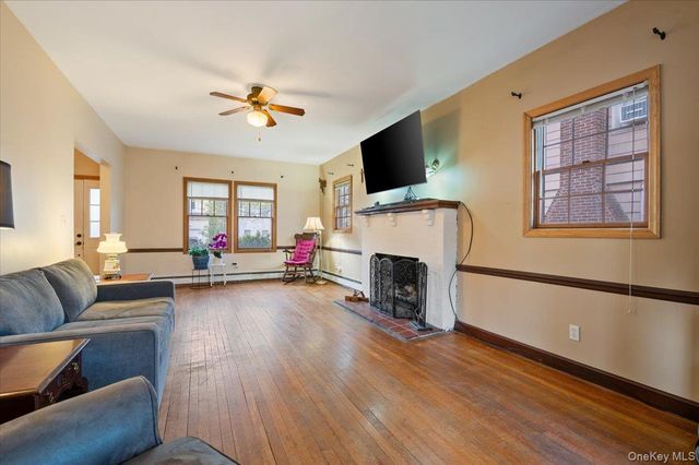 78 Beechwood Avenue, Port Washington, NY 11050