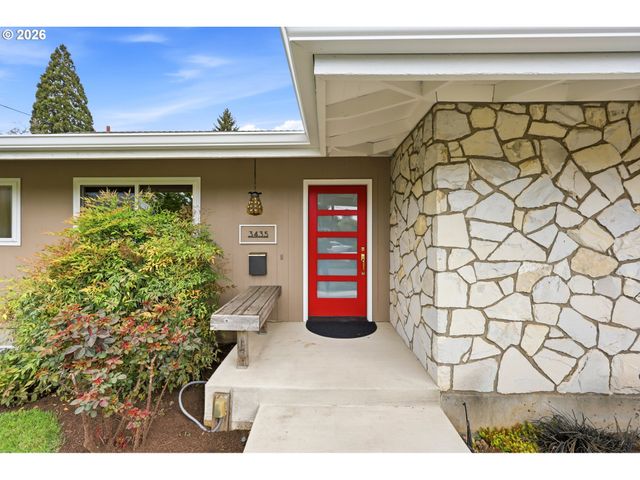 3435 Se RAYMOND St, Portland, OR 97202
