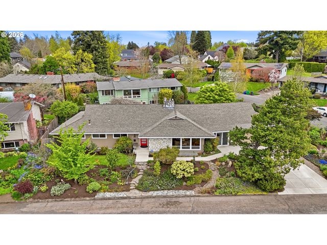 3435 Se RAYMOND St, Portland, OR 97202