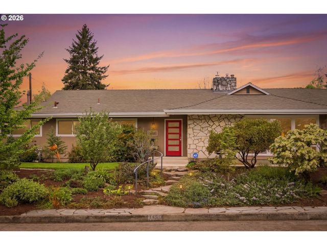 3435 Se RAYMOND St, Portland, OR 97202