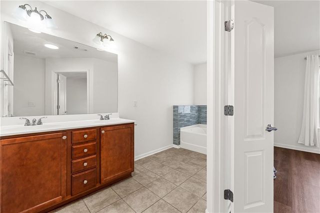 2434 Sardis Chase Ct, Buford, GA 30519