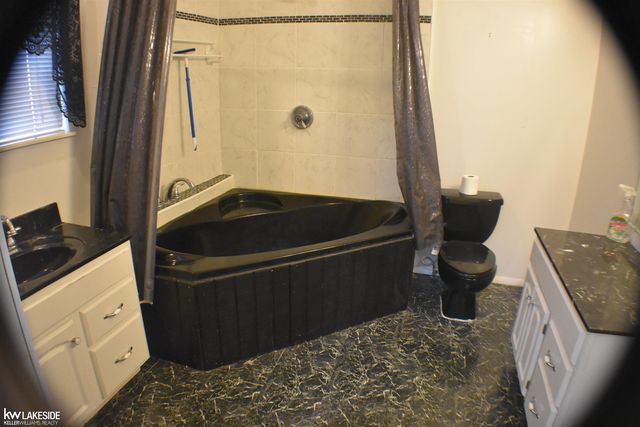 24223 Ramsgate Street, Clinton Township, MI 48035