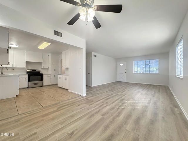 1203 W Avenue H8, Lancaster, CA 93534