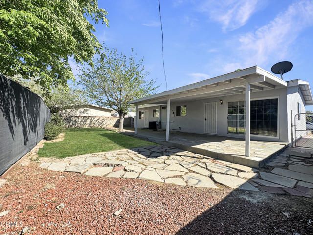 1203 W Avenue H8, Lancaster, CA 93534