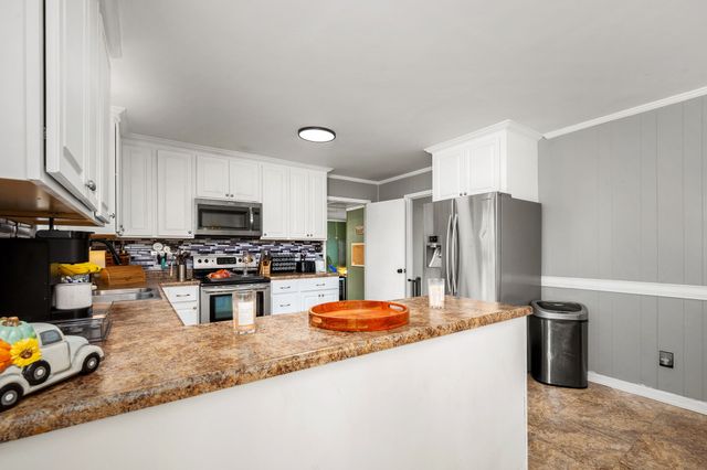 1265 Woodvale Dr, Gallatin, TN 37066