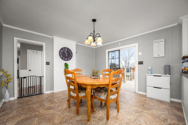 1265 Woodvale Dr, Gallatin, TN 37066