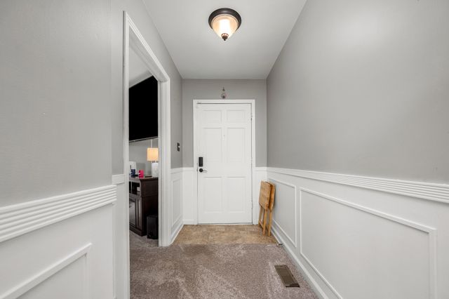 1265 Woodvale Dr, Gallatin, TN 37066