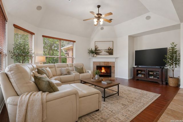 19203 Brannan Blf, San Antonio, TX 78258