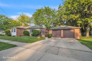 1737 Newberry Street, Saginaw, MI 48602