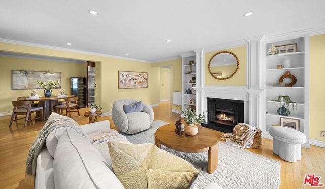 630 Idaho Avenue 204, Santa Monica, CA 90403