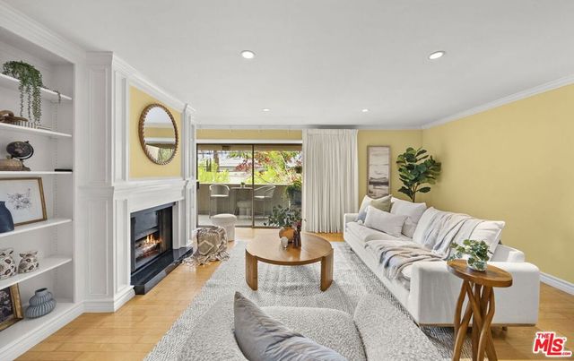 630 Idaho Avenue 204, Santa Monica, CA 90403