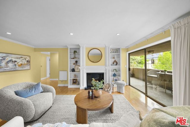 630 Idaho Avenue 204, Santa Monica, CA 90403