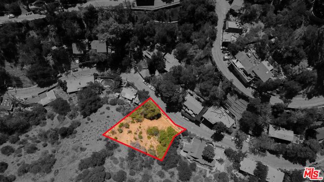 8169 Kirkwood Drive, Los Angeles, CA 90046