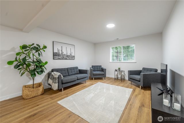 9507 28th Street NE, Lake Stevens, WA 98258