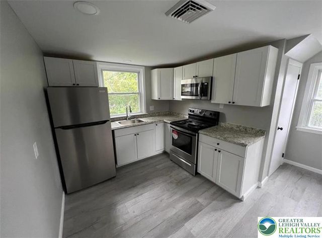 1036 South Cedar Crest Boulevard, Allentown City, PA 18103