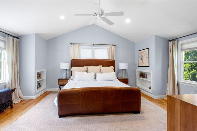 17 Fenmere Avenue, Wellesley, MA 02482