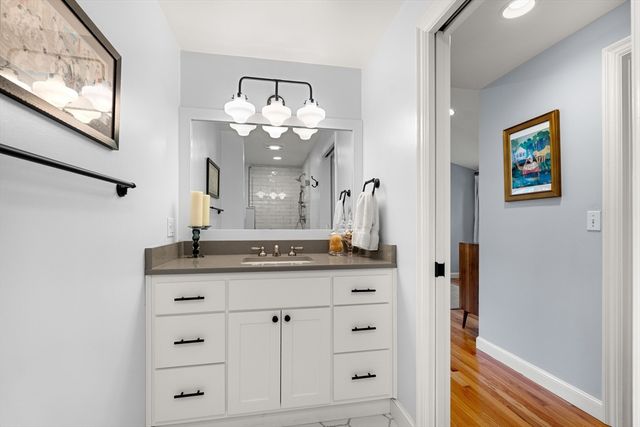 17 Fenmere Avenue, Wellesley, MA 02482