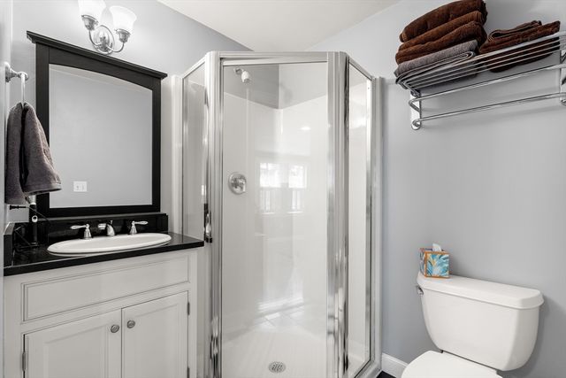 17 Fenmere Avenue, Wellesley, MA 02482
