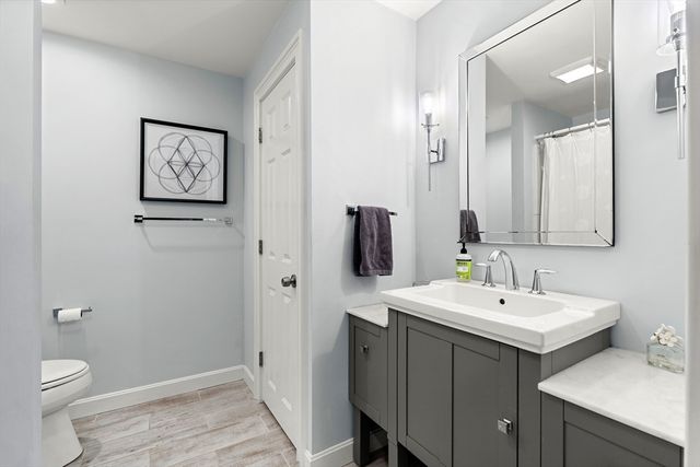 17 Fenmere Avenue, Wellesley, MA 02482