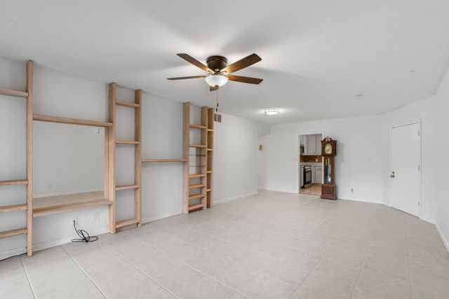 10693 N Military Trail 7, West Palm Beach, FL 33410