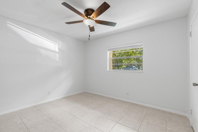 10693 N Military Trail 7, West Palm Beach, FL 33410