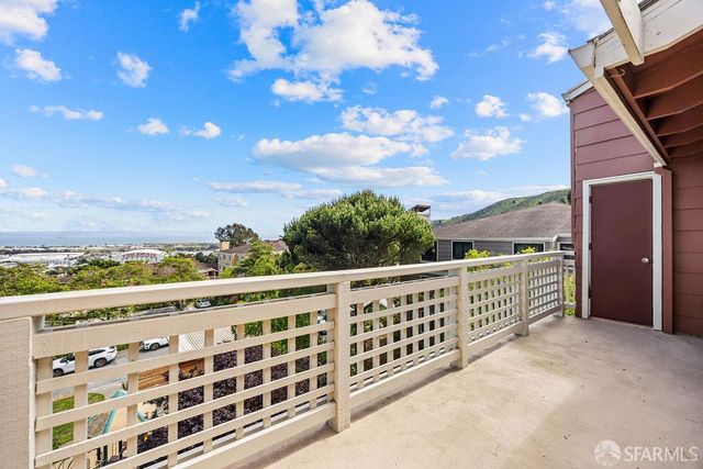 810 Red Leaf Court, San Francisco, CA 94134