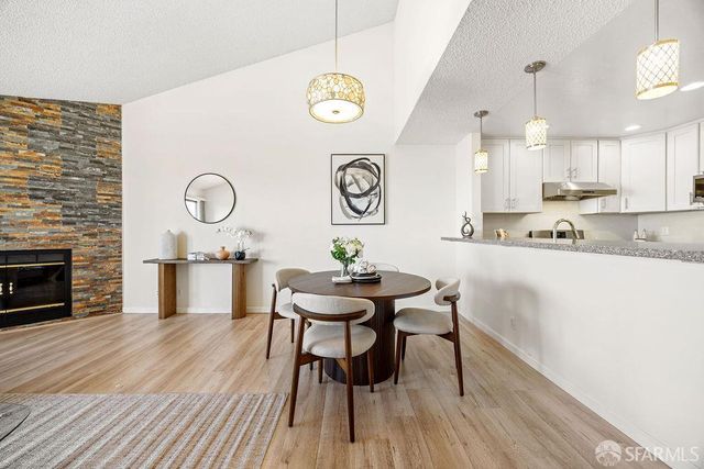810 Red Leaf Court, San Francisco, CA 94134