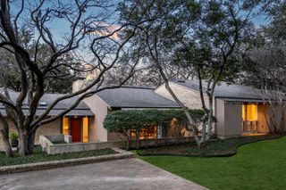 6919 N Janmar Drive, Dallas, TX 75230