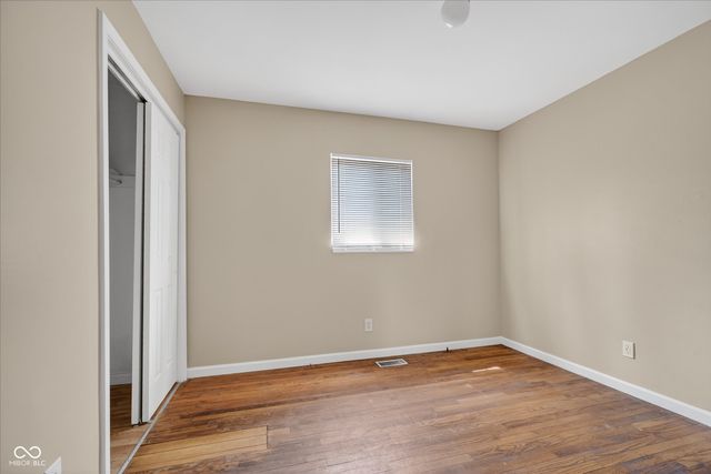 1023 S Worth Avenue, Indianapolis, IN 46241