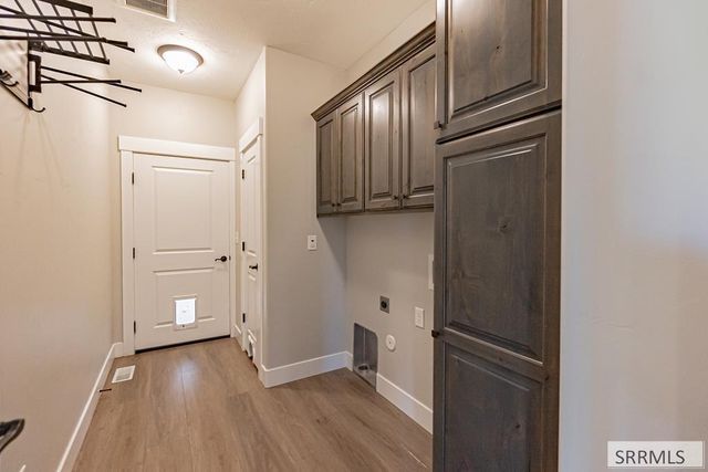 3184 S Chartwell Gardens, Ammon, ID 83406