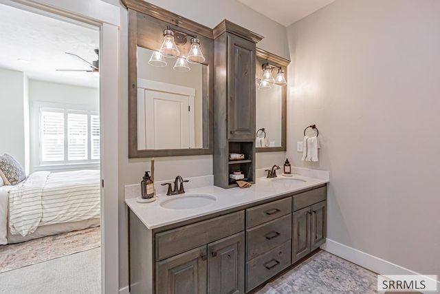 3184 S Chartwell Gardens, Ammon, ID 83406