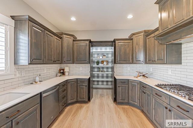 3184 S Chartwell Gardens, Ammon, ID 83406