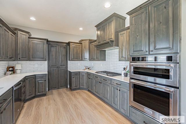 3184 S Chartwell Gardens, Ammon, ID 83406