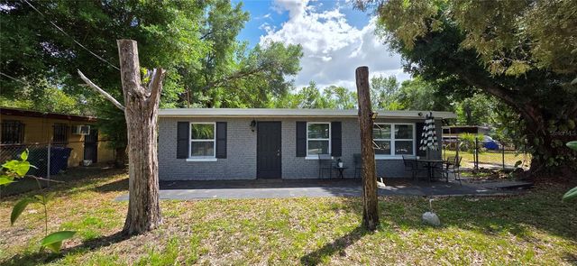 4215 E HENRY AVENUE, Tampa, FL 33610