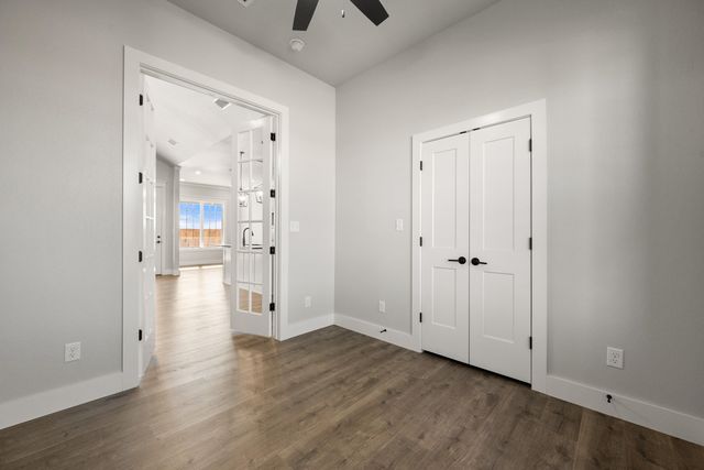 1119 N 6th Street, Wolfforth, TX 79382