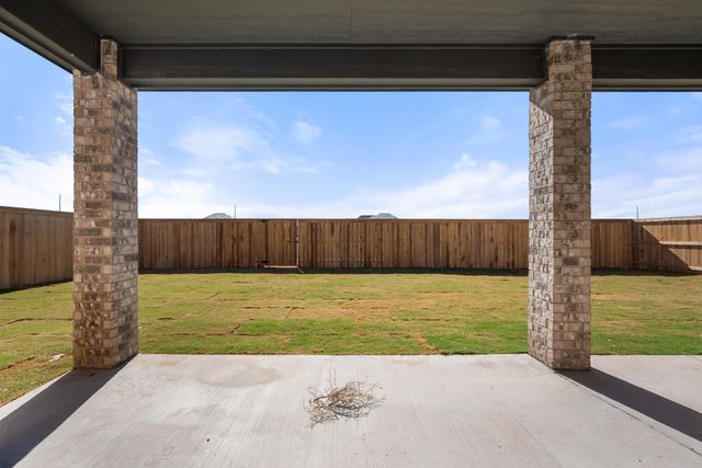 1119 N 6th Street, Wolfforth, TX 79382