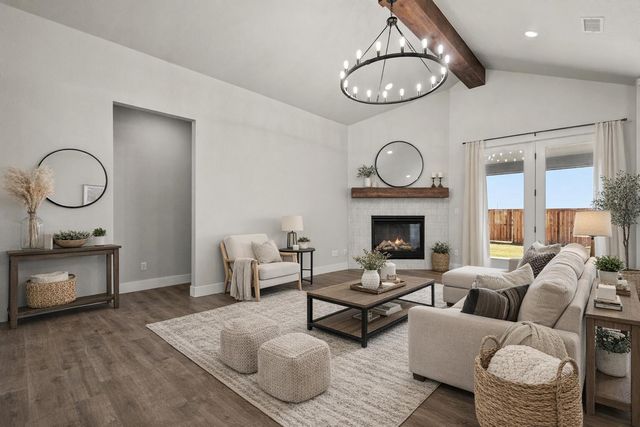 1119 N 6th Street, Wolfforth, TX 79382