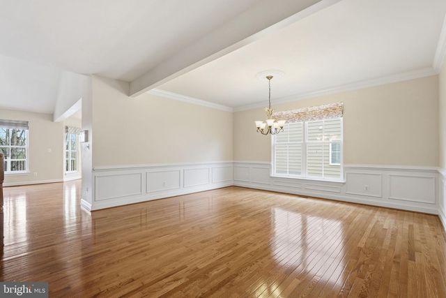 311 GREBE DR, Lake Frederick, VA 22630