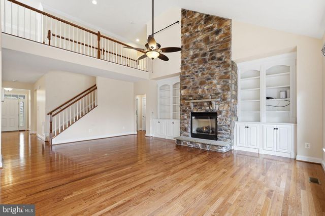 311 GREBE DR, Lake Frederick, VA 22630