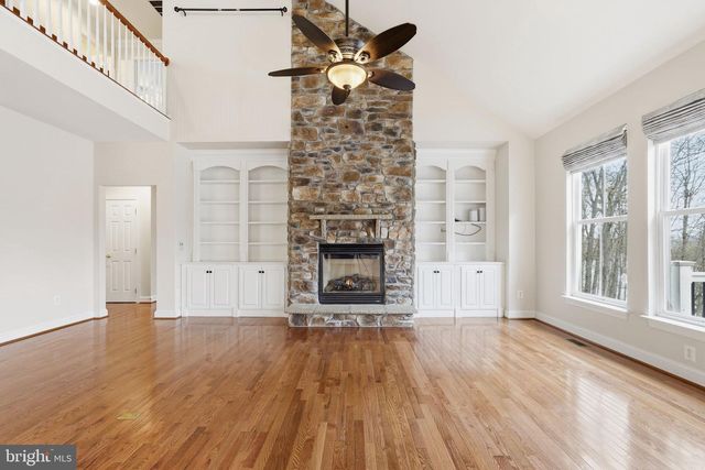 311 GREBE DR, Lake Frederick, VA 22630