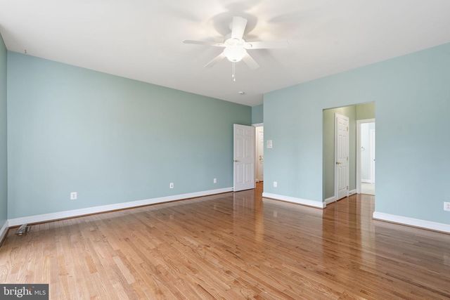 311 GREBE DR, Lake Frederick, VA 22630
